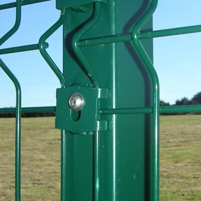 3m High Corner Post For V3 Mesh Fencing With Fittings